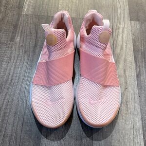 Nike Presto Extreme Kids Shoes in Pink and White